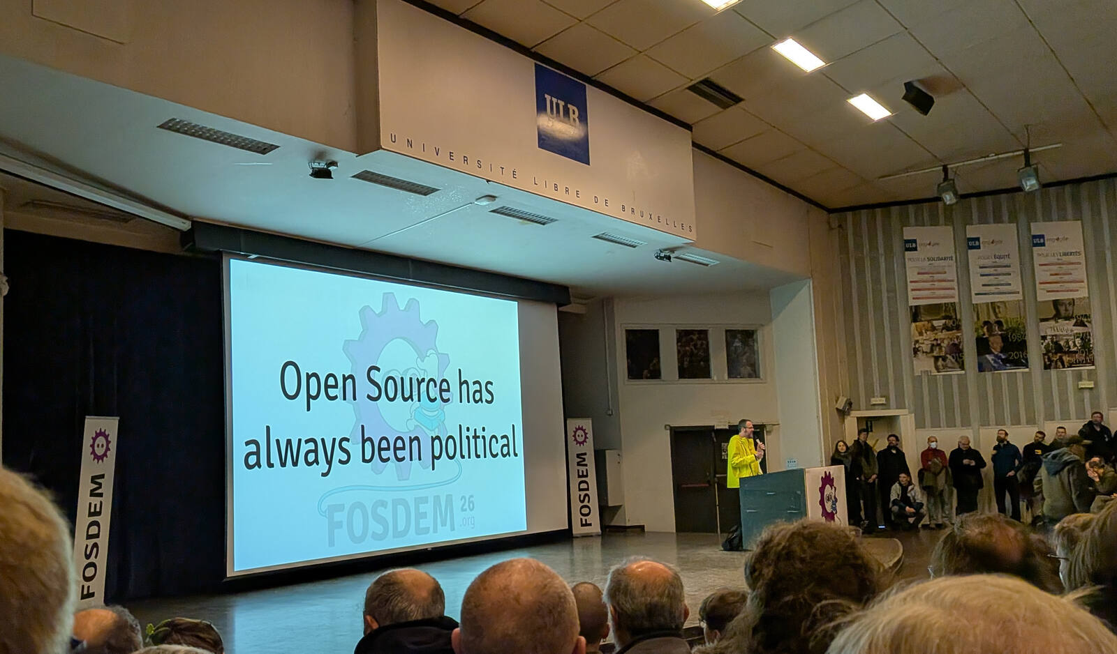 FOSDEM welcome and opening talk by Richard Hartmann